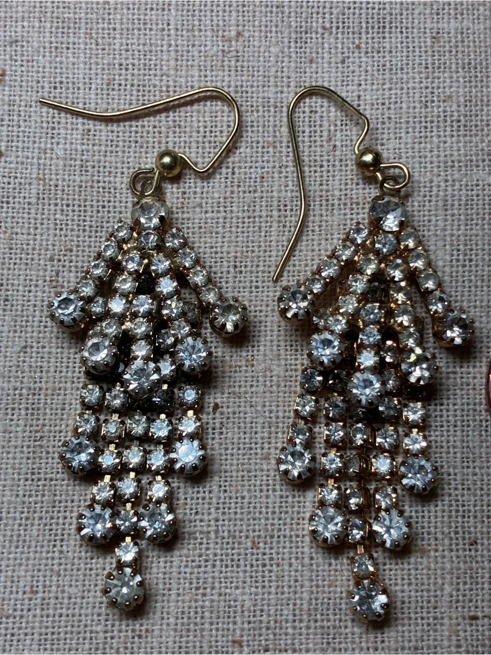 Vintage Gold-Tone Clear Rhinestone Chandelier Earrings for pierced ears